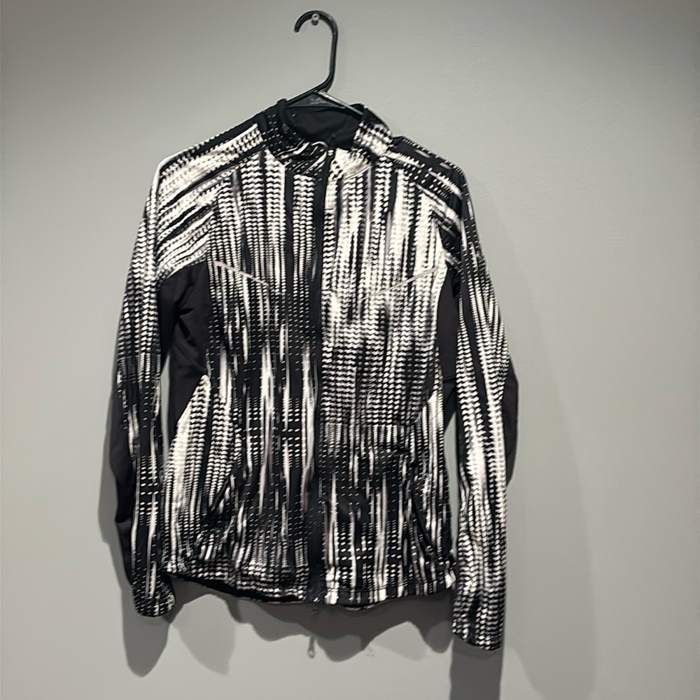 Saucony | Black Zip Up Running Activewear Jacket